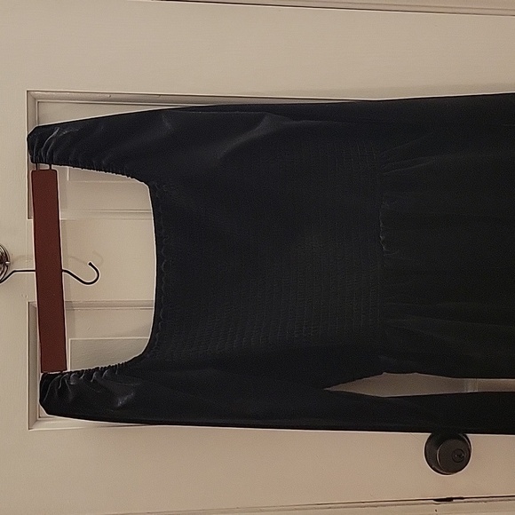 Gap Puff Sleeve Peplum Velvet Top NWT - Picture 2 of 4